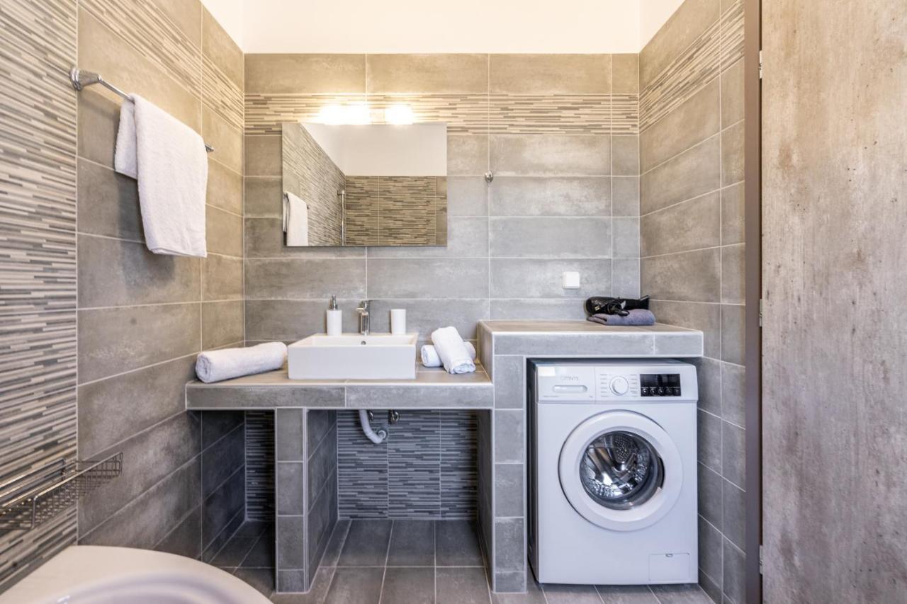 Aristos Garden Apartments Kalithies Bagian luar foto