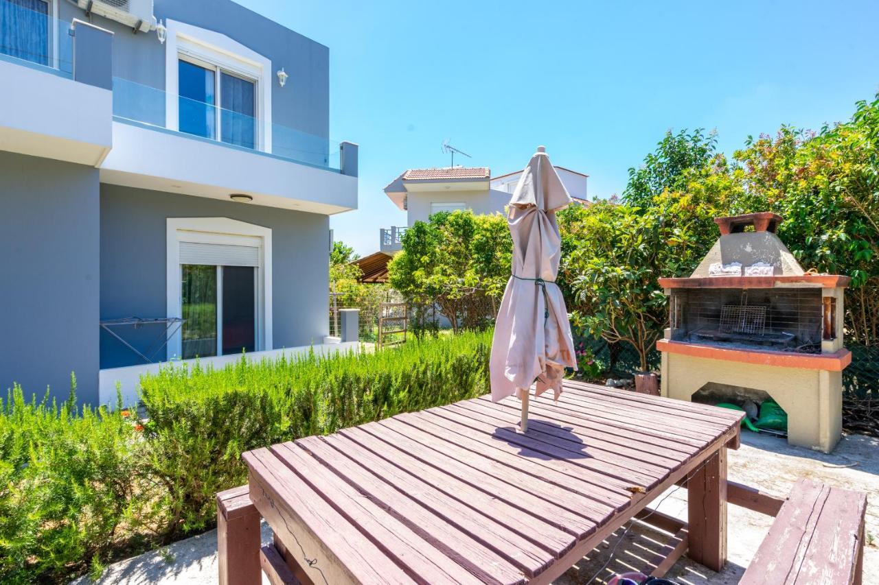 Aristos Garden Apartments Kalithies Bagian luar foto