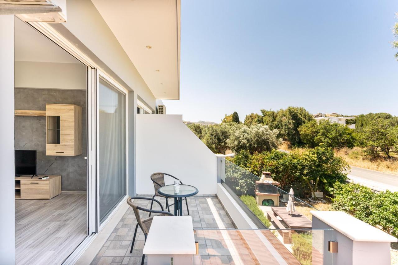 Aristos Garden Apartments Kalithies Bagian luar foto