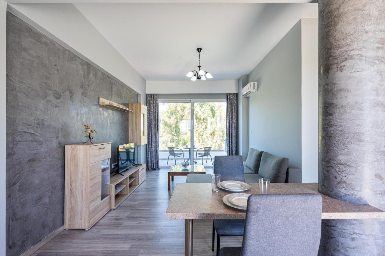 Aristos Garden Apartments Kalithies Bagian luar foto