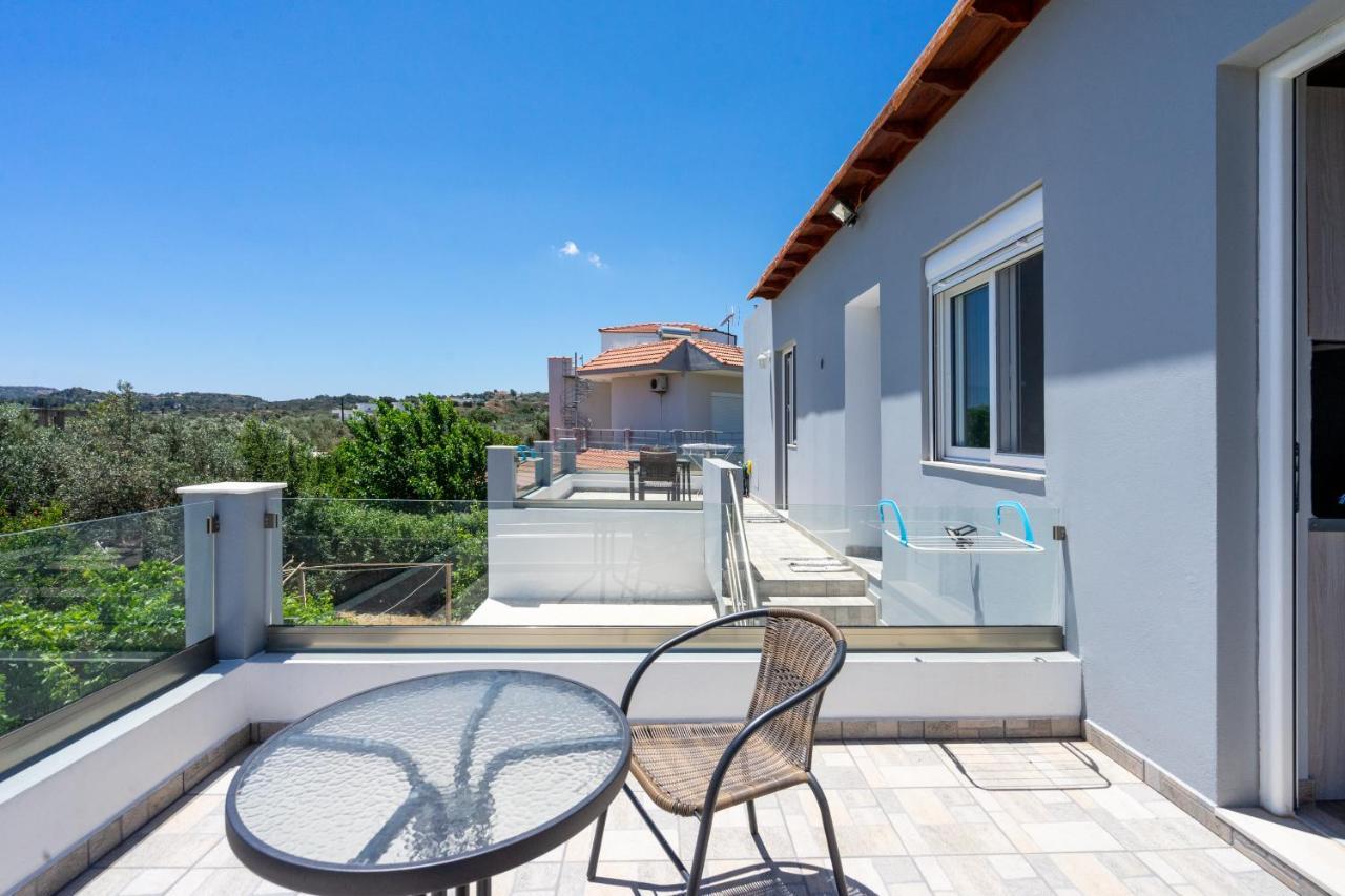 Aristos Garden Apartments Kalithies Bagian luar foto