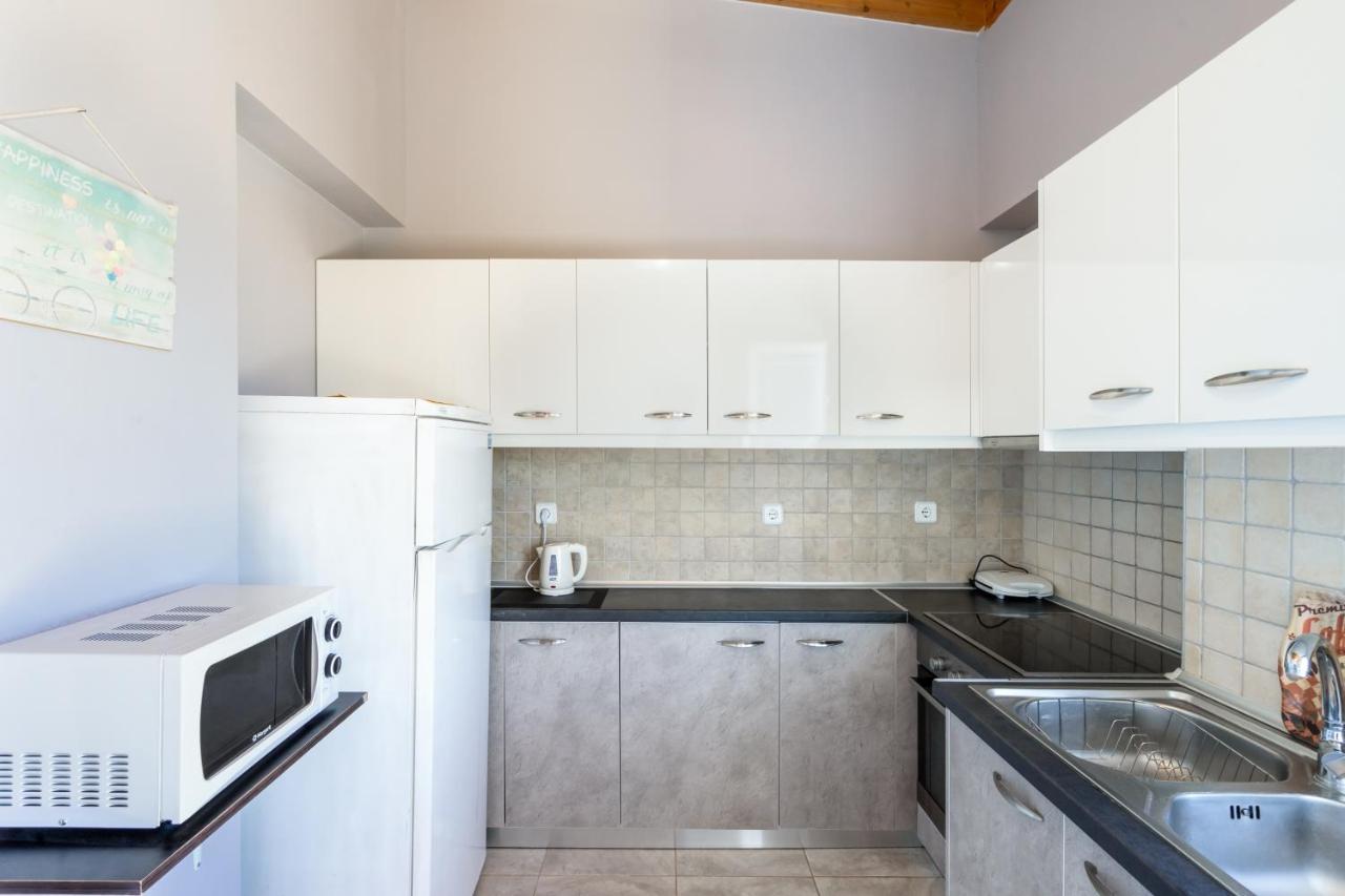 Aristos Garden Apartments Kalithies Bagian luar foto