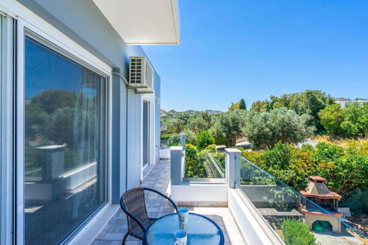 Aristos Garden Apartments Kalithies Bagian luar foto