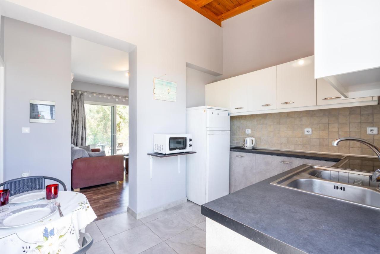 Aristos Garden Apartments Kalithies Bagian luar foto