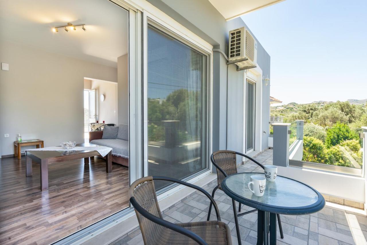 Aristos Garden Apartments Kalithies Bagian luar foto
